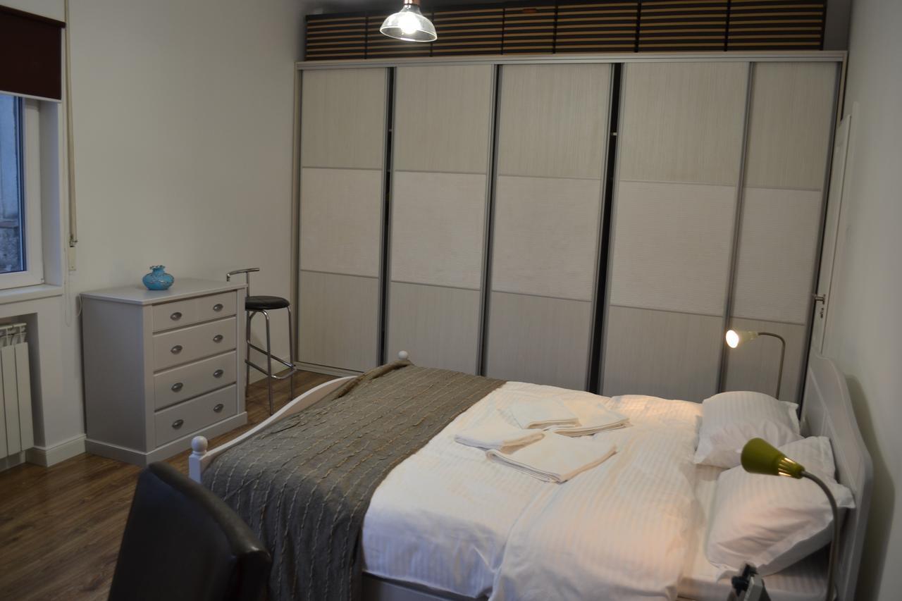 Victoria Plaza Two Bdr Apt Apartment Bucharest Luaran gambar