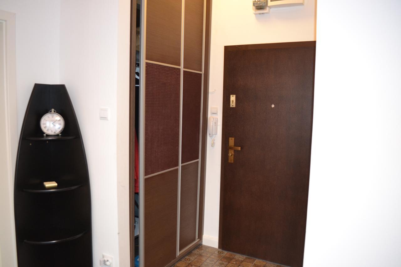 Victoria Plaza Two Bdr Apt Apartment Bucharest Luaran gambar