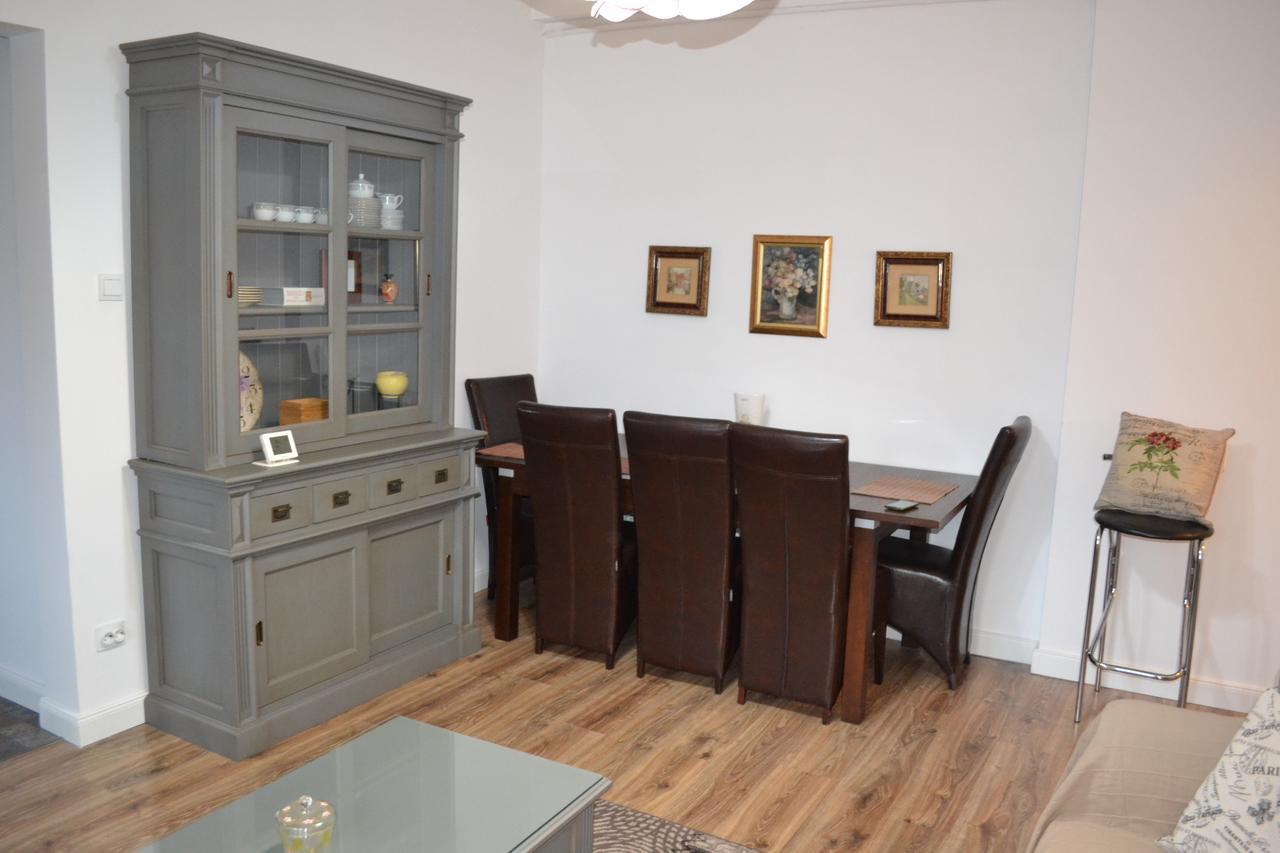Victoria Plaza Two Bdr Apt Apartment Bucharest Luaran gambar