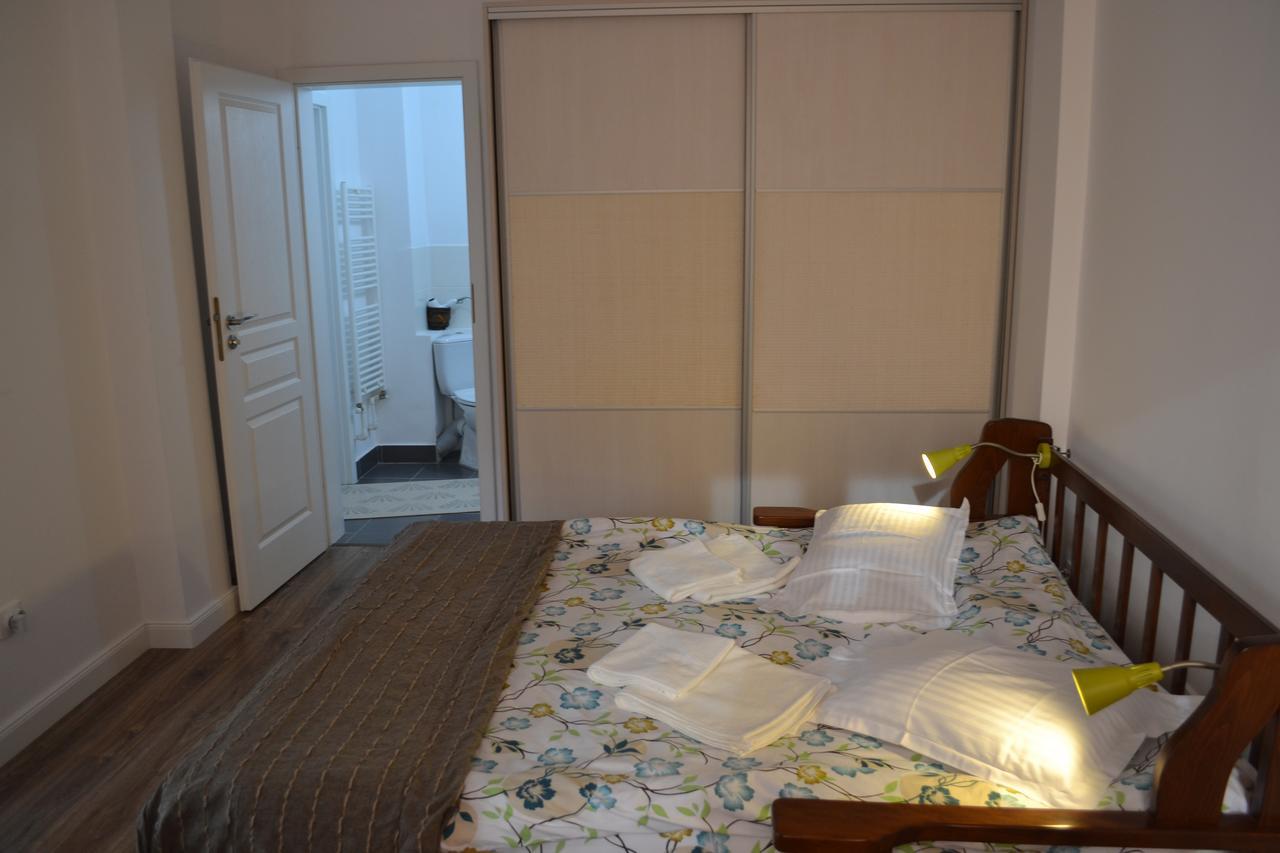 Victoria Plaza Two Bdr Apt Apartment Bucharest Luaran gambar